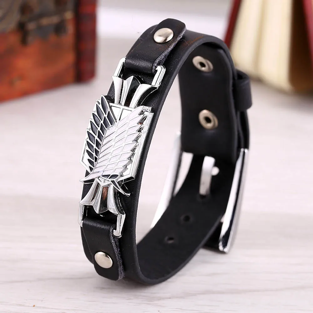 Film Cosplay Pu Charm Men Fashion Design Cool Cosplay Bangles Survey Corps Leather Bracelets
Film Cosplay Pu Charm Men Fashion Design Cool Cosplay Bangles Survey Corps Leather Bracelets