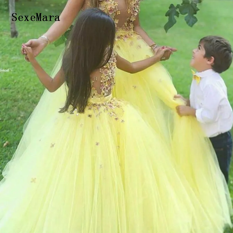 Real Picture 2018 Yellow Flower Flower girls Dresses for Wedding Tulle Applique Floor Length Princess Pageant Gown
Real Picture 2018 Yellow Flower Flower girls Dresses for Wedding Tulle Applique Floor Length Princess Pageant Gown