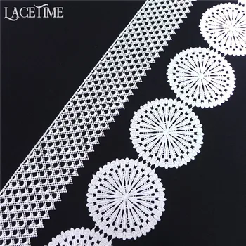 5 Yards White Geometric Figure Lace Trim Circle Lace Fabric Hollowed Out Polyester Striped Wedding Lace New Arrival 2018
5 Yards White Geometric Figure Lace Trim Circle Lace Fabric Hollowed Out Polyester Striped Wedding Lace New Arrival 2018