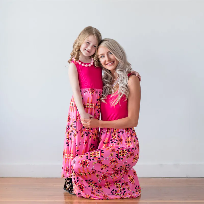 2018 Summer Fashion Mommy and Me Mother Daughter Dress Geometric Pattern Mom and Daughter Dress Elegant Family Matching Clothes
2018 Summer Fashion Mommy and Me Mother Daughter Dress Geometric Pattern Mom and Daughter Dress Elegant Family Matching Clothes