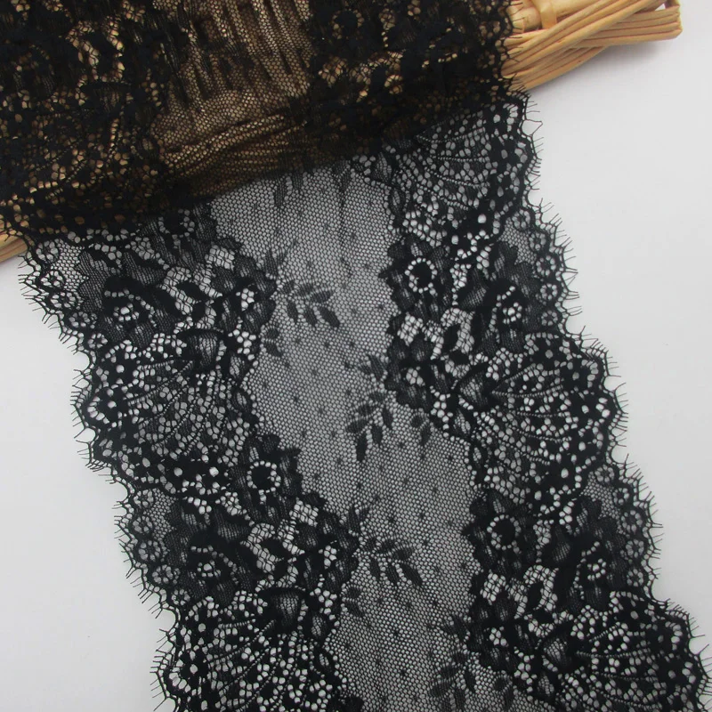 QJH Soft Black Eyelash Lace Fabric 1Yard 18cm Wide Flower Lace Trimming Decoration Sewing for Fashion Party Dress Accessories
QJH Soft Black Eyelash Lace Fabric 1Yard 18cm Wide Flower Lace Trimming Decoration Sewing for Fashion Party Dress Accessories