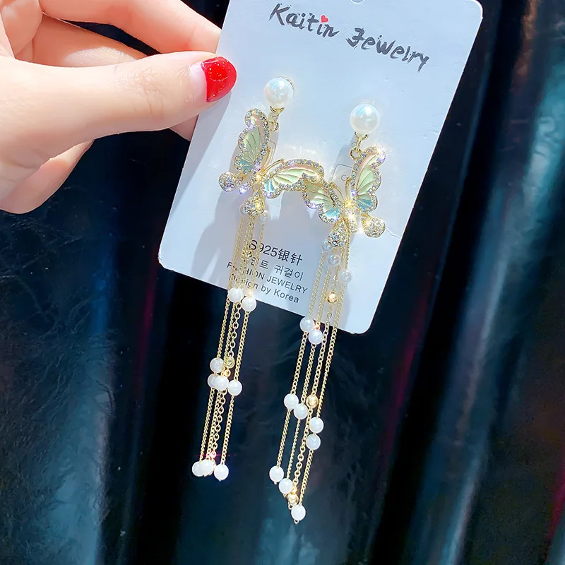 Vintage Simulated-pearl Bowknot Women Dangle Earrings Butterfly Pearl Fringed Earrings Designer Earrings For Women Luxury
Vintage Simulated-pearl Bowknot Women Dangle Earrings Butterfly Pearl Fringed Earrings Designer Earrings For Women Luxury