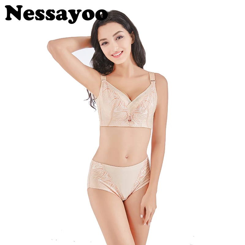 Plus Size Bra Push Up Sexy Lace Bra For Women Large Size Lingerie Brassiere Thin Bra Underwear Big Size 44 46 48 50 52 C D E Cup
Plus Size Bra Push Up Sexy Lace Bra For Women Large Size Lingerie Brassiere Thin Bra Underwear Big Size 44 46 48 50 52 C D E Cup