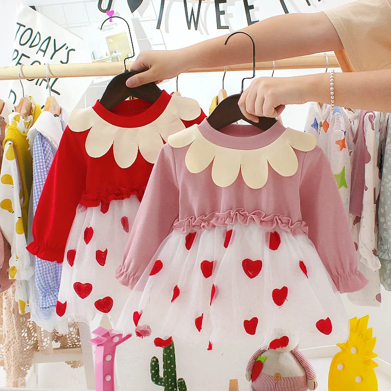 Autumn Baby Girl Clothes Newborn Girl Dress Long Sleeve Cute Petal Collar Love Heart Print Mesh Princess Dress Vestido Infantil
Autumn Baby Girl Clothes Newborn Girl Dress Long Sleeve Cute Petal Collar Love Heart Print Mesh Princess Dress Vestido Infantil