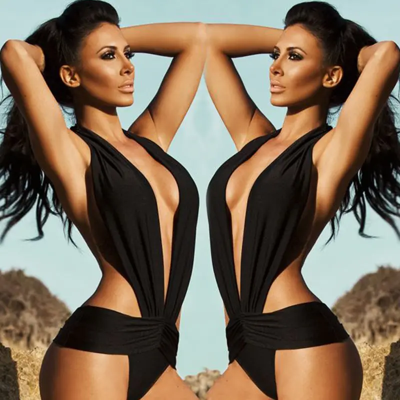 Sexy Women One Piece solid color Push Up Padded halter backless Bikini set Swimsuit Swimwear Bathing suit Monokini beachwear
Sexy Women One Piece solid color Push Up Padded halter backless Bikini set Swimsuit Swimwear Bathing suit Monokini beachwear