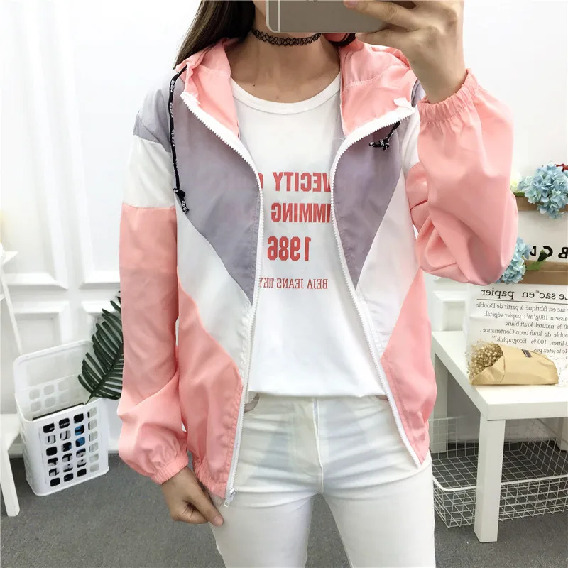 2018 Summer Women Hooded Patchwork Color Windbreaker Jacket Long Sleeve Zipper Coat Korean Fashion Casual Short Outerwear Tops
2018 Summer Women Hooded Patchwork Color Windbreaker Jacket Long Sleeve Zipper Coat Korean Fashion Casual Short Outerwear Tops