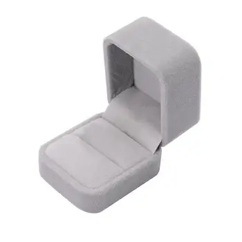 New Velvet Presentation Gift Jewellery Ring Necklace Bracelet Display Box Case (A)
New Velvet Presentation Gift Jewellery Ring Necklace Bracelet Display Box Case (A)