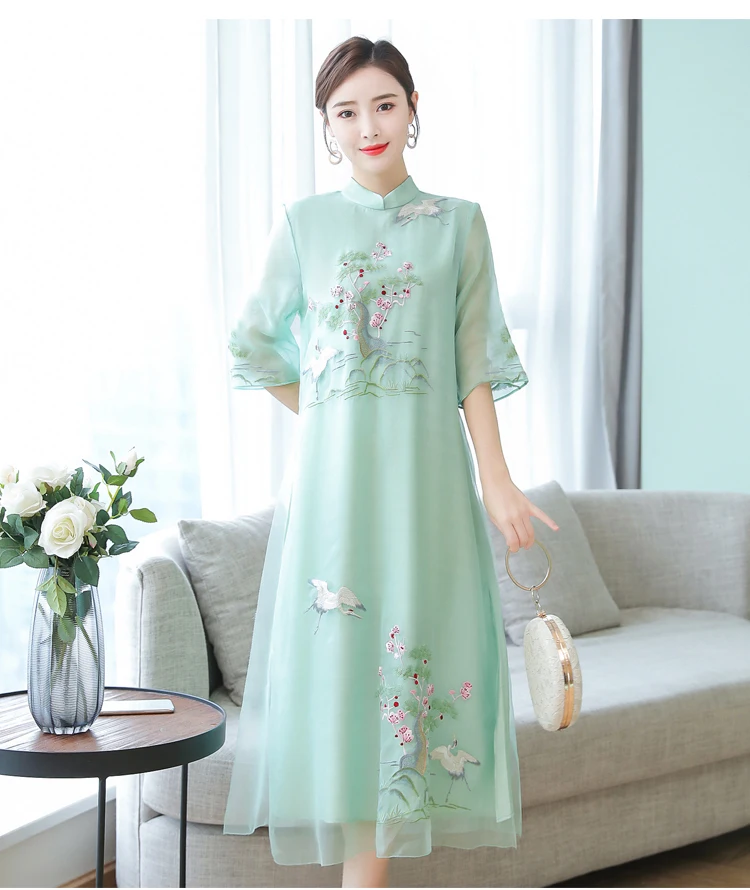 Summer Autumn Vintage Floral Embroidery Dress Plus Size Elegant Women Half Sleeve Party Dresses Vestidos
Summer Autumn Vintage Floral Embroidery Dress Plus Size Elegant Women Half Sleeve Party Dresses Vestidos
