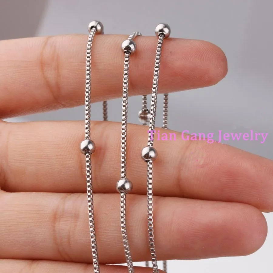 1/5/10M Wholesale Fashion DIY Jewelry Finding For Pendant Necklaces Silver Stainless Steel Beads Box Chain For Men Women
1/5/10M Wholesale Fashion DIY Jewelry Finding For Pendant Necklaces Silver Stainless Steel Beads Box Chain For Men Women