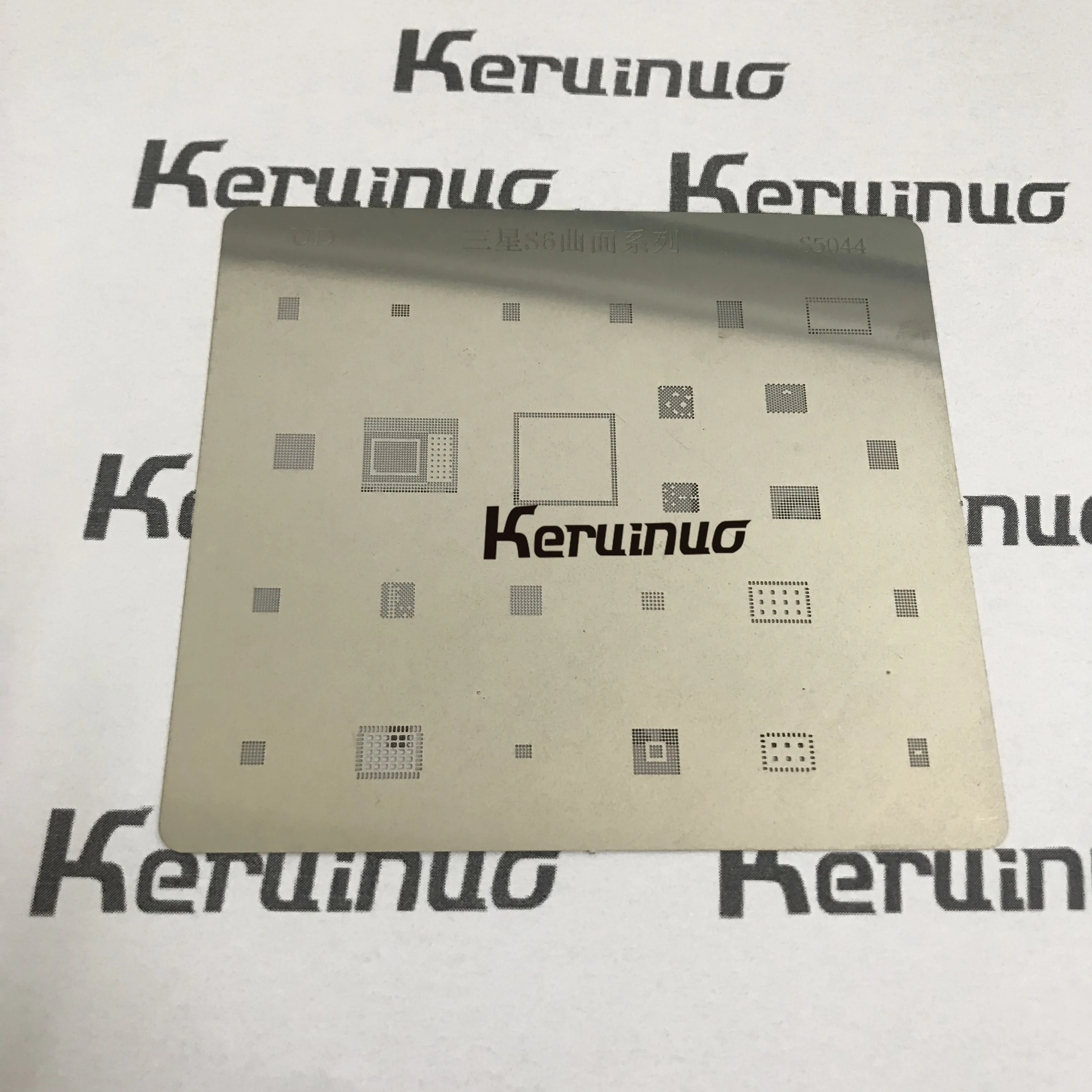 For Samsung note4 eMMC BGA Stencil Note 4 memory IC KMR210008M-A805 Chip Reballing Pin Solder BGA Direct Heating Template S5044
For Samsung note4 eMMC BGA Stencil Note 4 memory IC KMR210008M-A805 Chip Reballing Pin Solder BGA Direct Heating Template S5044