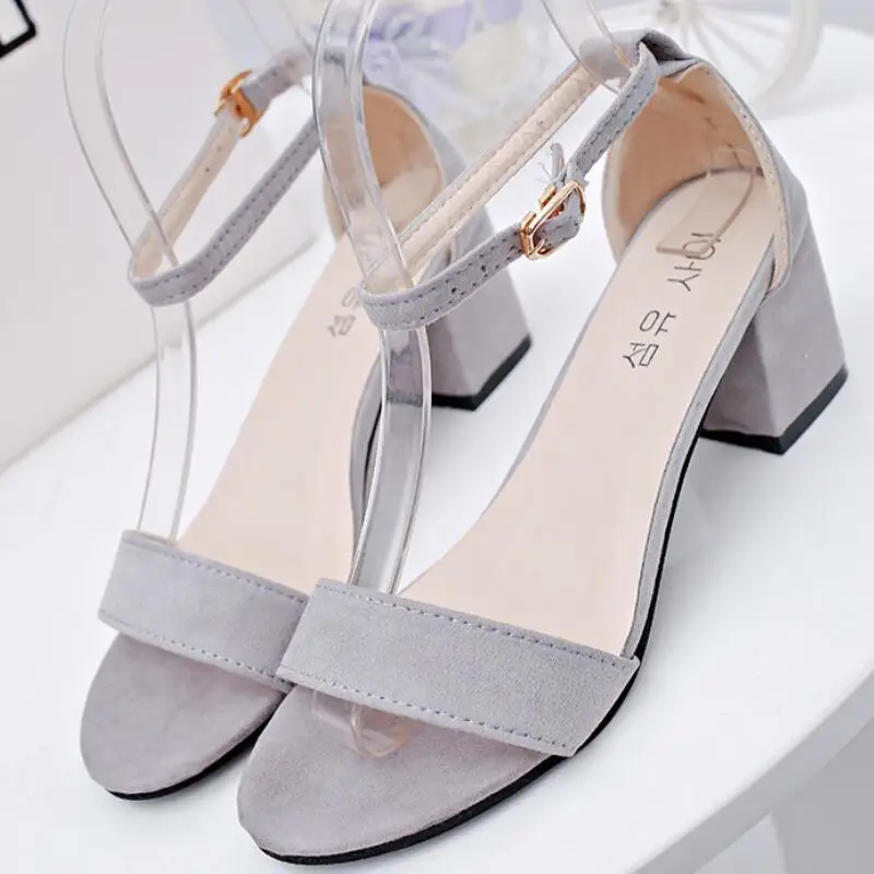 Sandals Women 2018 Summer new style with shallow mouth high heel thick bottom toe suede sexy buckle solid color female sandals
Sandals Women 2018 Summer new style with shallow mouth high heel thick bottom toe suede sexy buckle solid color female sandals