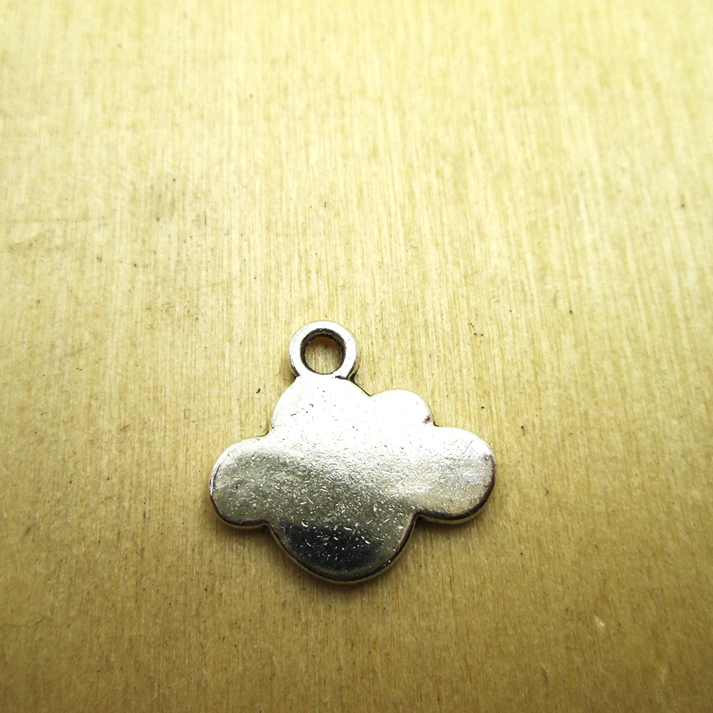 15pcs-- 13x16mm Cloud Charms Cloud Charms pendants ,DIY Supplies DIY necklace/ bracelets charms antique silver tone
15pcs-- 13x16mm Cloud Charms Cloud Charms pendants ,DIY Supplies DIY necklace/ bracelets charms antique silver tone