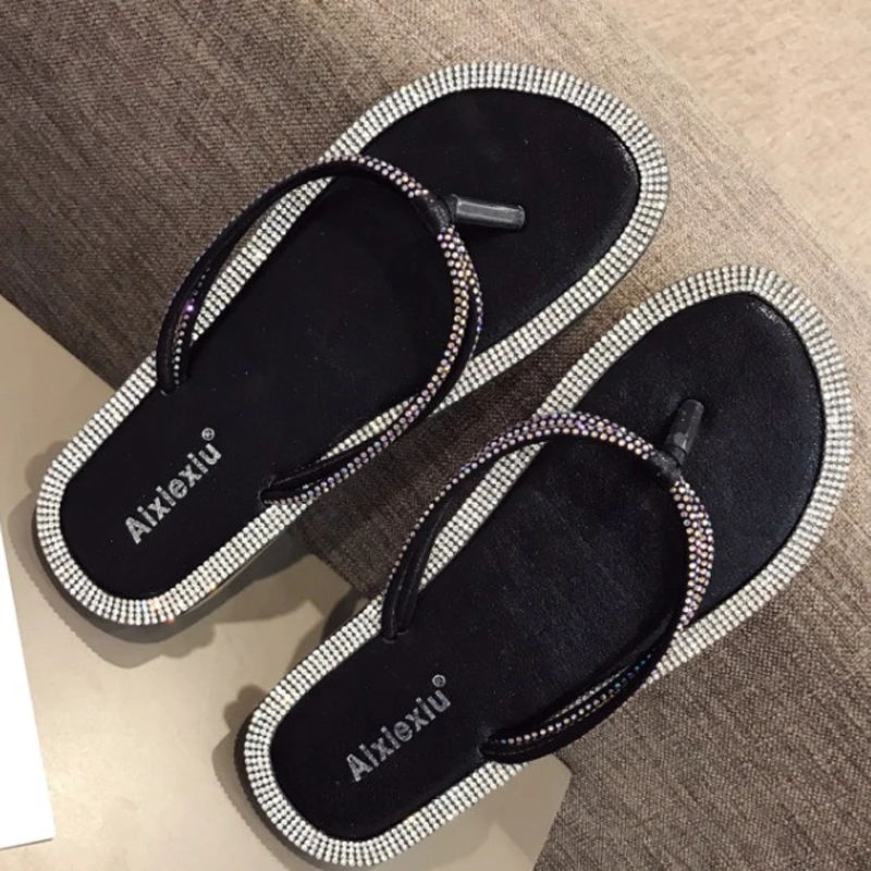 Crystal Flip Flops Women Bling Bling Flats Silver Sandals Roman Beach Shoes Summer Ladies Narrow Band Slippers Diamonds Sandals
Crystal Flip Flops Women Bling Bling Flats Silver Sandals Roman Beach Shoes Summer Ladies Narrow Band Slippers Diamonds Sandals