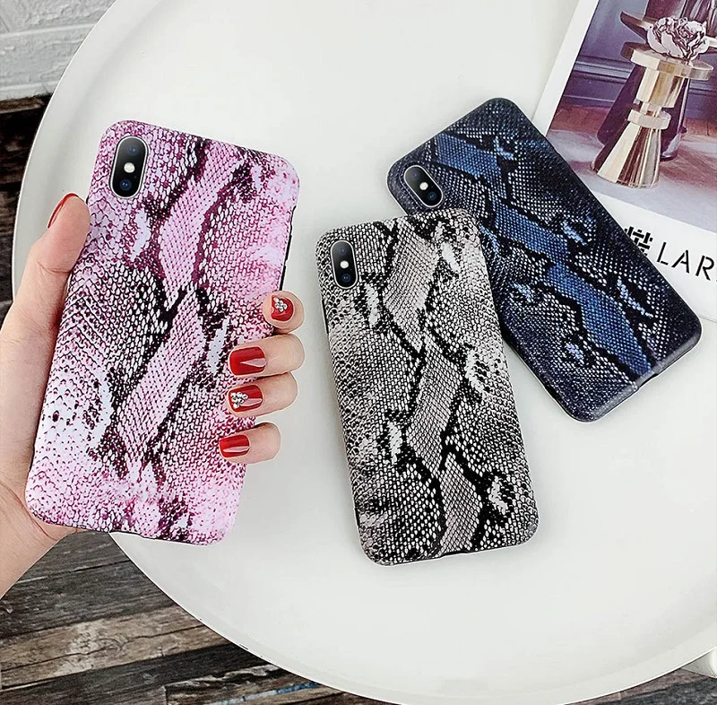 Vintage snake skin phone case for iphone XS Max Matte soft tpu case for iphone X XR XS 6 6s 7 8 plus Snake Skin back cover capa
Vintage snake skin phone case for iphone XS Max Matte soft tpu case for iphone X XR XS 6 6s 7 8 plus Snake Skin back cover capa