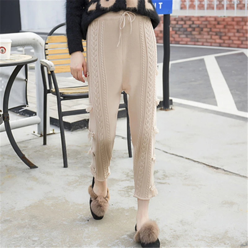 BGTEEVER Winter Thicken Tassel Harem Pants Women Trousers Warm Female Knitted Pants Pockets Twist Sweatpants pantalon femme 2019
BGTEEVER Winter Thicken Tassel Harem Pants Women Trousers Warm Female Knitted Pants Pockets Twist Sweatpants pantalon femme 2019