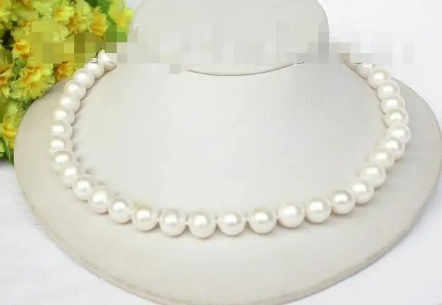 Free Shipping>> new hot Genuine 18" 11mm natural round white freshwater pearls necklace 925s clasp j8325
Free Shipping>> new hot Genuine 18" 11mm natural round white freshwater pearls necklace 925s clasp j8325