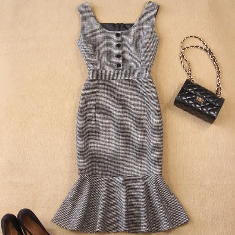 autumn winter Dress Women Sleeveless Vest Dress o-neck Black and white houndstooth Woolen Plaid Princess dress
autumn winter Dress Women Sleeveless Vest Dress o-neck Black and white houndstooth Woolen Plaid Princess dress