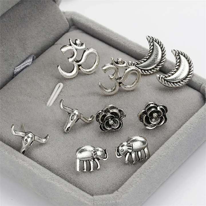 5 Pairs Pack Set Mixed Ear Stud Small Unique Design Vintage Earrings Set Women Punk Geometric Fashion Ear Stud Simple Jewelry
5 Pairs Pack Set Mixed Ear Stud Small Unique Design Vintage Earrings Set Women Punk Geometric Fashion Ear Stud Simple Jewelry