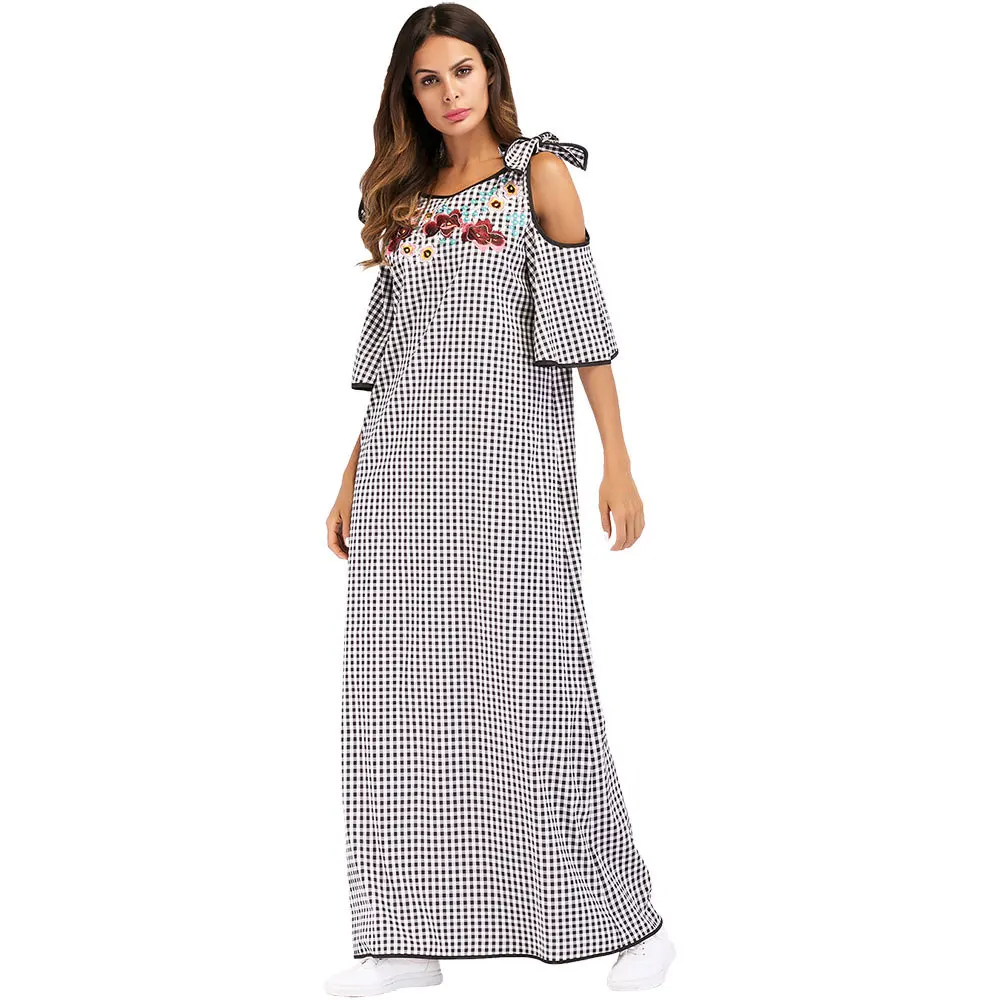 2019 Spring Summer Casual Dress Muslim Abaya Embroidery Maxi Dubai Robe Women Kimono Middle East Ramadan Islamic Gowns VKDR1197
2019 Spring Summer Casual Dress Muslim Abaya Embroidery Maxi Dubai Robe Women Kimono Middle East Ramadan Islamic Gowns VKDR1197