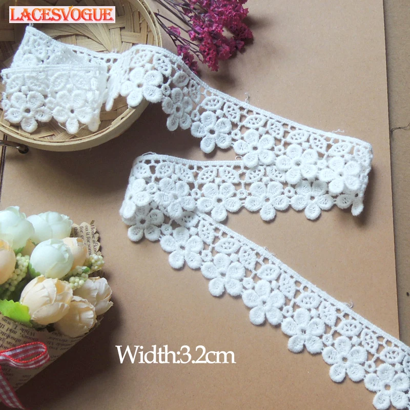 19yards 3.2cm Cotton embroidery Lace trim Patchwork Needlework sewing accessories Clothes edge decoration Garment material 235
19yards 3.2cm Cotton embroidery Lace trim Patchwork Needlework sewing accessories Clothes edge decoration Garment material 235