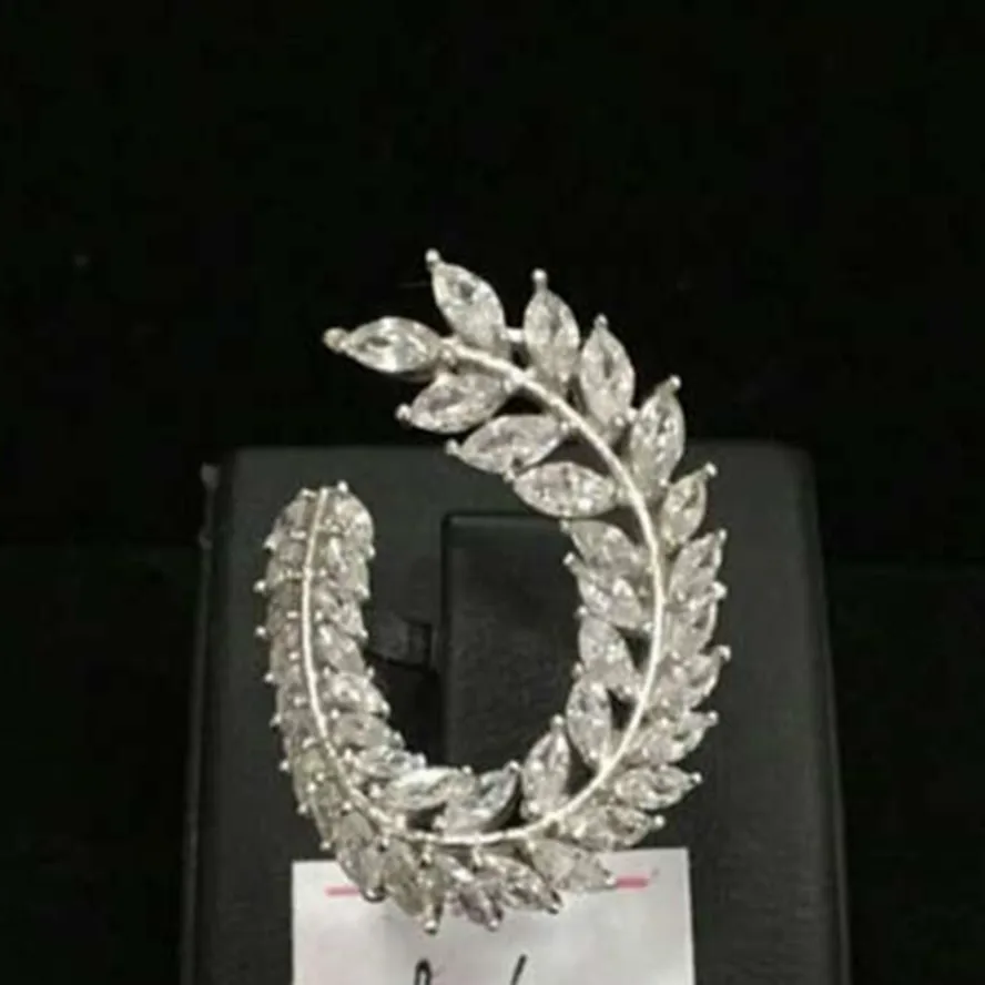 XA485 Luxury Designer Fashion 925 Sterling Silver Jewelry Zirconia snake tassel shape az
XA485 Luxury Designer Fashion 925 Sterling Silver Jewelry Zirconia snake tassel shape az