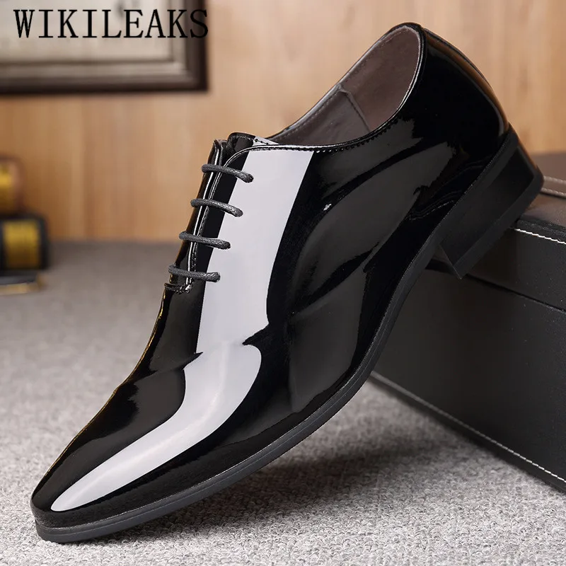 Designer Classic Mens Dress Shoes Luxury Brand Patent Leather Oxford Shoes For Men Wedding Formal Shoes Sapato Social Masculino
Designer Classic Mens Dress Shoes Luxury Brand Patent Leather Oxford Shoes For Men Wedding Formal Shoes Sapato Social Masculino