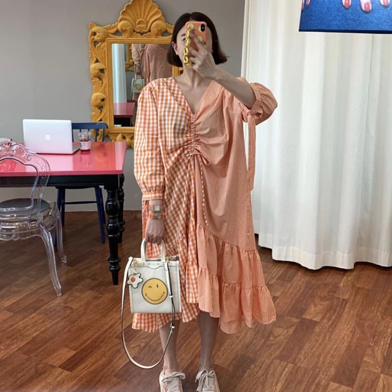 Recommend Pleats String Up Ruffles Loose Dress Plaid V Neck Puff Sleeve Fashion Dress Robe Vestiti Donna Kawaii Vestido
Recommend Pleats String Up Ruffles Loose Dress Plaid V Neck Puff Sleeve Fashion Dress Robe Vestiti Donna Kawaii Vestido