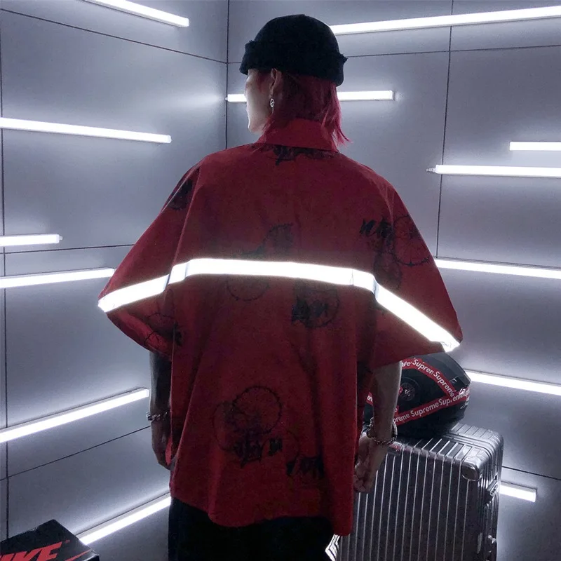 2019 Summer Brand Design Hip Hop 3m Reflective Short-sleeved Shirt Men's Harajuku Wild Personality Fashion T-shirt Tee
2019 Summer Brand Design Hip Hop 3m Reflective Short-sleeved Shirt Men's Harajuku Wild Personality Fashion T-shirt Tee