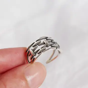 Silvology 925 Sterling Silver Double Layer Chain Rings Vintage Elegant Temperament Korea Style Rings for Women 925 Fine Jewelry
Silvology 925 Sterling Silver Double Layer Chain Rings Vintage Elegant Temperament Korea Style Rings for Women 925 Fine Jewelry