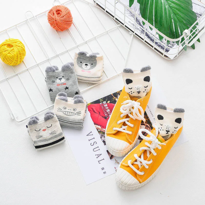 [EIOISAPRA]5 Pairs Cute Fuzzy Ear Wacky Totoro Pattern Socks Women Kawaii Animal Meias Korean Funny Sox Cotton Calcetines Mujer