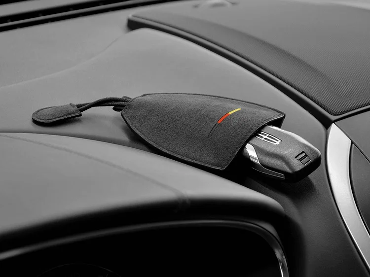 Leather Car Key case 2019 New for bmw X1 X3 X4 X5 X6 F30 F10 F20 F15 F16 E91 E92 E93 M3 GT New 1 2 3 4 5 series Key cover Coldre
Leather Car Key case 2019 New for bmw X1 X3 X4 X5 X6 F30 F10 F20 F15 F16 E91 E92 E93 M3 GT New 1 2 3 4 5 series Key cover Coldre