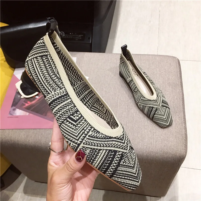 2019 New Retro Women Designer Stretch Fabric Low Heels Slip On Shoes Comfortable Lady Knitted Ballet Flats Black Red Boat Shoes
2019 New Retro Women Designer Stretch Fabric Low Heels Slip On Shoes Comfortable Lady Knitted Ballet Flats Black Red Boat Shoes