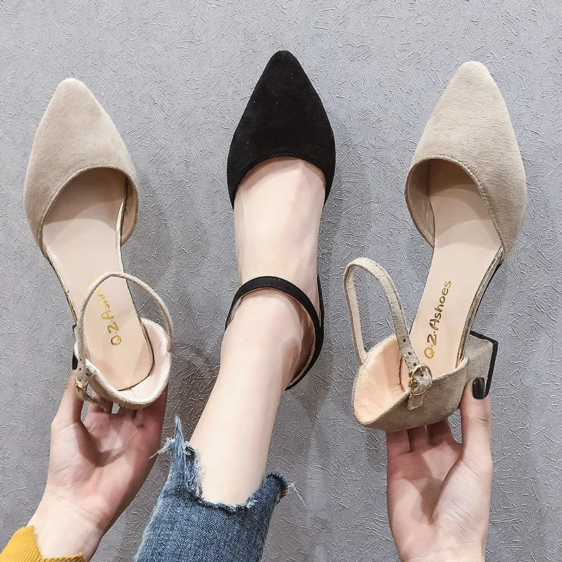 Lady's high heels spring 2019 Chunky heels for women with pointed toes and sexy one-button hollow sandals shoes
Lady's high heels spring 2019 Chunky heels for women with pointed toes and sexy one-button hollow sandals shoes