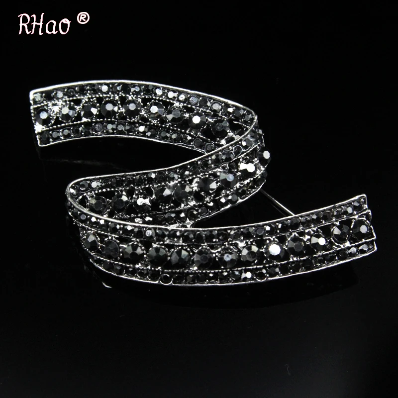 RHao New Vintage Black Rhinestone Z Letter Brooches for Women and men Suit Corsage Retro geometric brooch pins wedding brooches 
RHao New Vintage Black Rhinestone Z Letter Brooches for Women and men Suit Corsage Retro geometric brooch pins wedding brooches