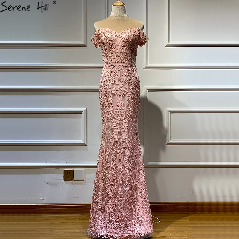 Real Photo Pink Sleeveless Pearls Diamond Evening Gowns 2019 Mermaid Off Shoulder Sexy Lace Evening Gowns LA60827
Real Photo Pink Sleeveless Pearls Diamond Evening Gowns 2019 Mermaid Off Shoulder Sexy Lace Evening Gowns LA60827