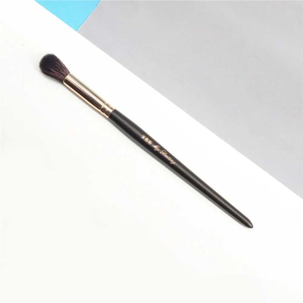 My Destiny 028 Tapered Blending Brush _ 3