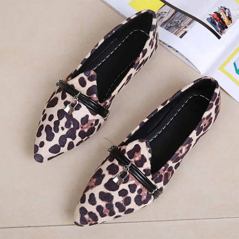 Women Leopard Flat Shoes Pointed Toe Buckle Female Flock Loafers Fashion Boats Slip-on Ladies Flats Comfortable Leisure Footwear
Women Leopard Flat Shoes Pointed Toe Buckle Female Flock Loafers Fashion Boats Slip-on Ladies Flats Comfortable Leisure Footwear