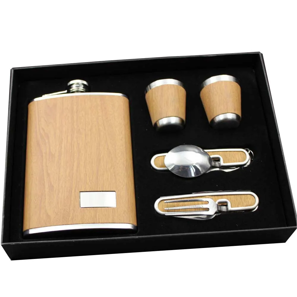 RUIDA 2018 Hot sales bpa free 9oz whisky flagon cccp Stainless steel alcohol hip flask SET with gift box pu leather wrapping
RUIDA 2018 Hot sales bpa free 9oz whisky flagon cccp Stainless steel alcohol hip flask SET with gift box pu leather wrapping