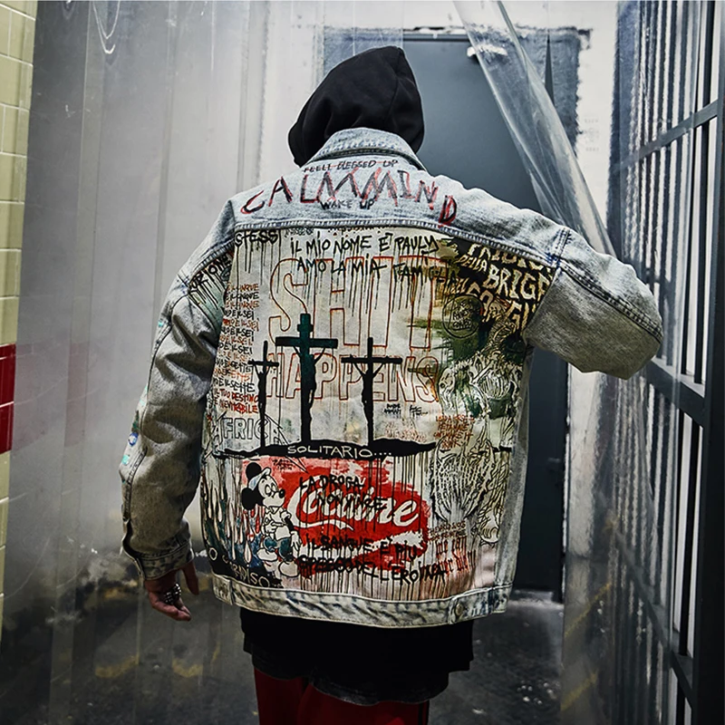 Devil Hand painted printing Men Denim Jacket Cartoon Graffiti Print Loose Coats Vintage Hip Hop Leisure Outerwear
Devil Hand painted printing Men Denim Jacket Cartoon Graffiti Print Loose Coats Vintage Hip Hop Leisure Outerwear