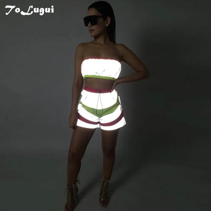 ToLugui Sexy Reflective Two Piece Set Crop Tops And Biker Shorts Tracksuit For Women Wrapped chest Matching Sets Womens Clothing
ToLugui Sexy Reflective Two Piece Set Crop Tops And Biker Shorts Tracksuit For Women Wrapped chest Matching Sets Womens Clothing