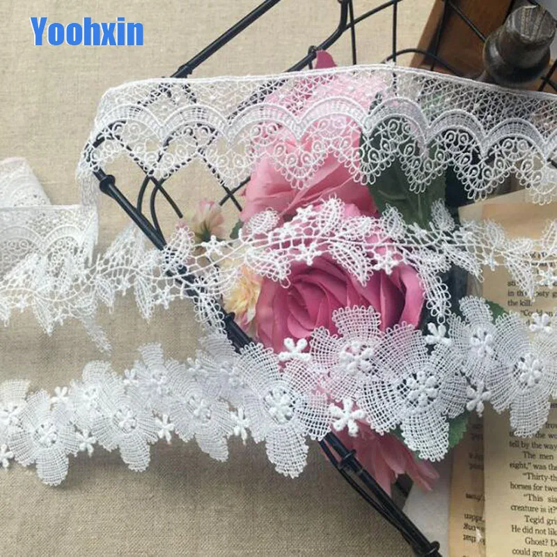 HOT Cotton Embroidered White flower lace fabric dubai sewing DIY Water soluble trim tulle applique Ribbon collar guipure decor
HOT Cotton Embroidered White flower lace fabric dubai sewing DIY Water soluble trim tulle applique Ribbon collar guipure decor