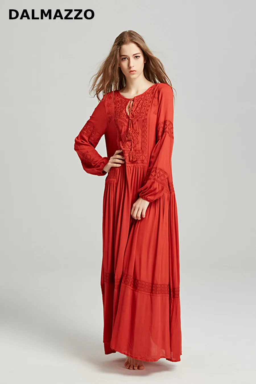 DALMAZZO 2018 Newest Red White Women National Wind Loose Waist O Neck Long Sleeve Long Dresses Embroidery Bohemian Cotton Dress
DALMAZZO 2018 Newest Red White Women National Wind Loose Waist O Neck Long Sleeve Long Dresses Embroidery Bohemian Cotton Dress