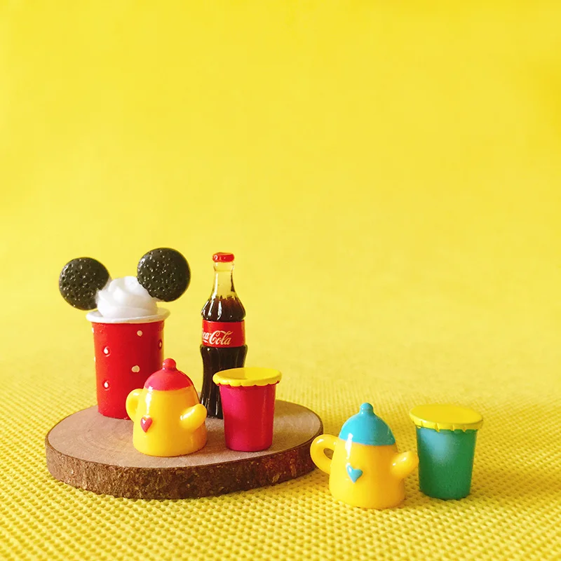 Cola bottles/ice creamkettle cup/miniatures artificial drinks/fairy garden gnome/terrarium decor/doll house decor/diy supplies
Cola bottles/ice creamkettle cup/miniatures artificial drinks/fairy garden gnome/terrarium decor/doll house decor/diy supplies