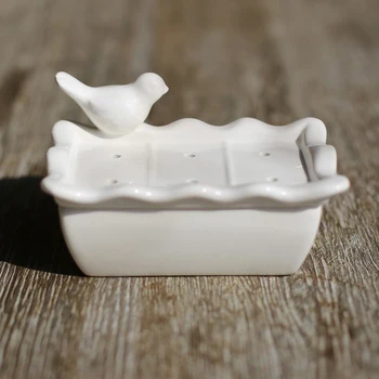 Creative Ceramic Bathroom Soap Dish European Style Plate Box Container Bath Shower Plate Box Bathroom Accessories 16
Creative Ceramic Bathroom Soap Dish European Style Plate Box Container Bath Shower Plate Box Bathroom Accessories 16