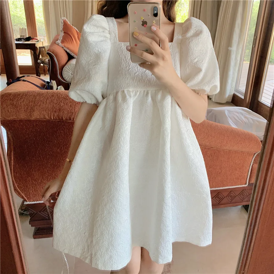 New Summer Vintage Lolita Dress Female Cute Puff Sleeves Women Dress Sexy Sweet Backless Strap Female Dresses Party Night
New Summer Vintage Lolita Dress Female Cute Puff Sleeves Women Dress Sexy Sweet Backless Strap Female Dresses Party Night