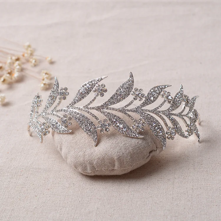 Baroque Bridal Branches Crystal Rhinestone Flower Tiara Hairdress Wedding Hairband Pageant Prom Crown Hair Jewelry Accessories 
Baroque Bridal Branches Crystal Rhinestone Flower Tiara Hairdress Wedding Hairband Pageant Prom Crown Hair Jewelry Accessories
