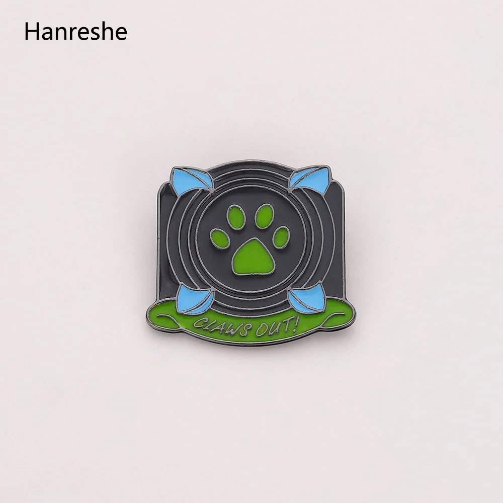 HANRESHE Cute Pet Bear Paw Pins Broochs Women Accessories Animal Paw Black Enamel Pin Cartoon DIY Badge Hijab Pins Jewelry Gift
HANRESHE Cute Pet Bear Paw Pins Broochs Women Accessories Animal Paw Black Enamel Pin Cartoon DIY Badge Hijab Pins Jewelry Gift