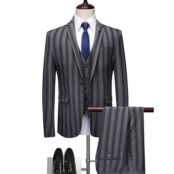 High-end banquet mens striped British wind suit three-piece blazer + vest + pants business gentleman fashion slim suit suit male
High-end banquet mens striped British wind suit three-piece blazer + vest + pants business gentleman fashion slim suit suit male