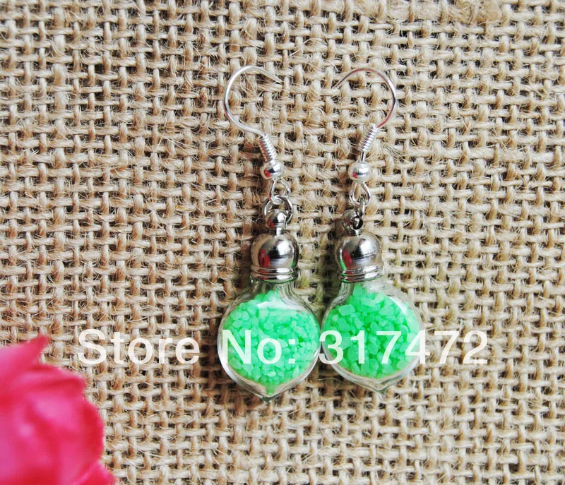 one pair Heart clear glass vial bottle pendant & earing Ear hook DIY glass vial pendant glass wish bottle dangle earring jewelry
one pair Heart clear glass vial bottle pendant & earing Ear hook DIY glass vial pendant glass wish bottle dangle earring jewelry