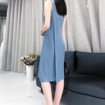 Changpleat 2018 New summer Basic dress Miyak Pleated Solid O-neck sleeveless Elastic waist Female Dresses Plus Size Fashion Tide
Changpleat 2018 New summer Basic dress Miyak Pleated Solid O-neck sleeveless Elastic waist Female Dresses Plus Size Fashion Tide